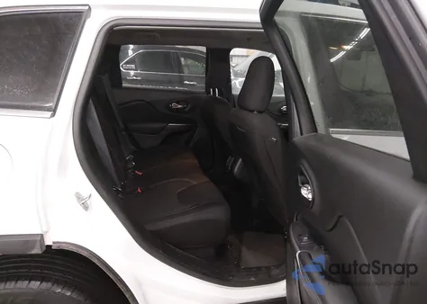 2019 Jeep Cherokee Latitude 4X4 z USA, uszkodzony, nr VIN 1C4PJMCX8KD112021